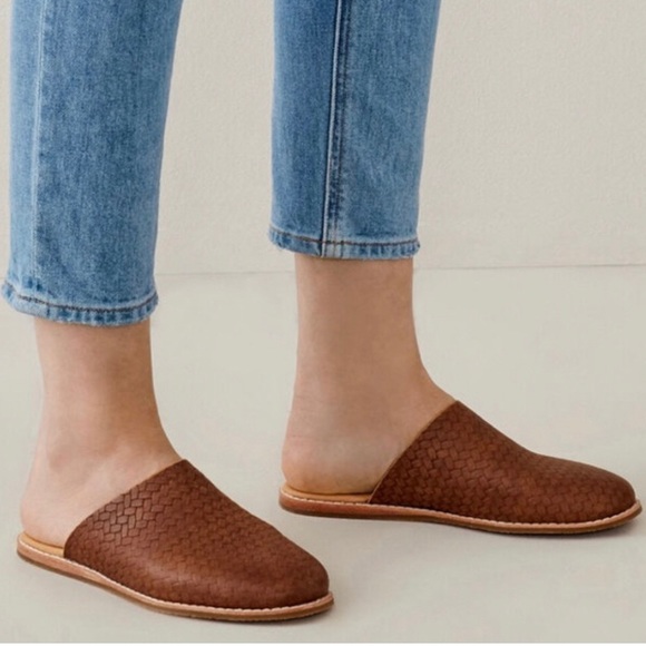 Roots Shoes - Roots Shawnesy Brown Mule Size 7